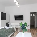 Affordable 2Br Apt- Connected To The Whole City