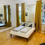 Direct City Center-Privat Rooms-5 Minutes Mariahilferstrasse