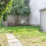 Relaxed 1Br Apt Comfortable Design/Great Location