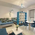 C\'Est La Vie A Paris Apartment
