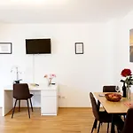 Premium 80 M2 Rooftop Apartment - 5 Min To Center