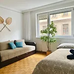 70M2 Comfy & Calm Apartment With Free Netflix