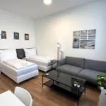 Harmony Apartment At U6-Metro Vienna