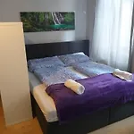 Beautiful 1Br Apt Comfortable Design - Central Located
