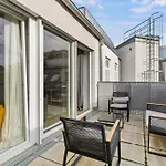 Terrace - 75 M² - Near Wiener Stadthalle