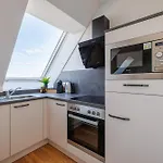 Symphony Apartments 38 - Modern Loft With Terrace And Grill In Central Location