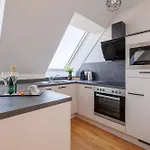 Symphony Apartments 38 - Modern Loft With Terrace And Grill In Central Location