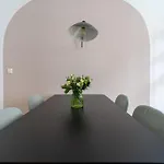 Elegant 1Br Suite, City Close By Hm