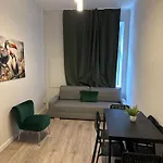Budget-Friendly 2+1 Haven: Central Vienna Delight