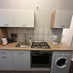 Budget-Friendly 2+1 Haven: Central Vienna Delight