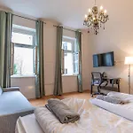 Enjoy The Danube And Prater Stern From Our 1Br Gem