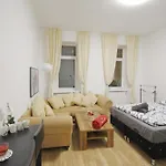 Family Apartment In Brigittenau