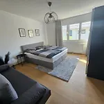 Cosy & Elegant Cityhouse With Garden