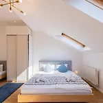Apartment With Balcony Near Augarten