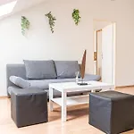 Cozy 1Br Apt Comfortable Design/@ Schoenbrunn