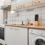 Affordable 2Br Apt- Connected To The Whole City