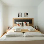 Sunny 1Br Home With Balcony By Hm
