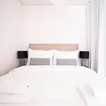Exquisite Studio With Rooftop Pool