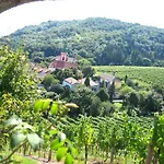 Vienna Cottage