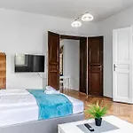 Brilliant 2Br Apt. Near Akh-Hospital