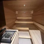 Green Park Apartment