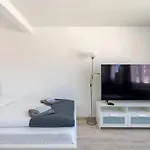 Charming Central Apartment