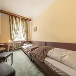 Hotel Bergwirt Schoenbrunn