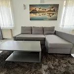 Luxurioeses Apartment Mit Pool