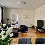 Beautiful City Centre Apartment