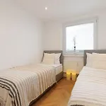 Exclusive 2-Bedroom Loft With Scenic Rooftop Views