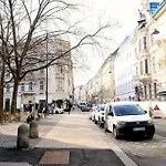 Design One Bedroom Apartment In Vienna