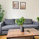 55 M2 Stylish Apartment
