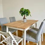 55 M2 Stylish Apartment
