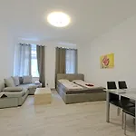 Elite Apartment Mz7