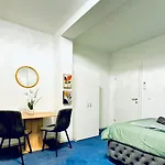 7Br Apartment For Big Groups, With Great Location