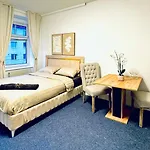 7Br Apartment For Big Groups, With Great Location