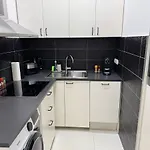 Apartment In Heart Of Vienna 4