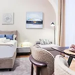 Apartment Deluxe