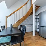 Penthouse Suites By Jr City Apartments