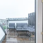 Penthouse Suites By Jr City Apartments