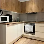 Rema Apartments 1070
