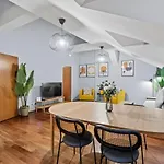 Spacious Apartment Next To Shopping Mall With Balcony