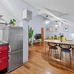 Spacious Apartment Next To Shopping Mall With Balcony