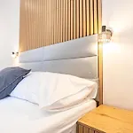 Wiener Stadthalle Boutique Rooms - Ideal For Couples