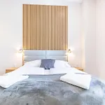 Wiener Stadthalle Boutique Rooms - Ideal For Couples