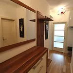 Exclusive Serviced Flat On Taborstrasse