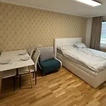 Exclusive Serviced Flat On Taborstrasse