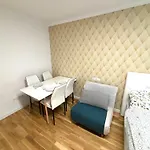 Exclusive Serviced Flat On Taborstrasse