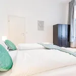 City-Linked 2Br Apartment Near Wiener Stadthalle