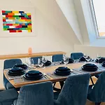 Spacious Penthouse Apartment - 4 Rooms For Up To 10 Guests - Contactless Check-In